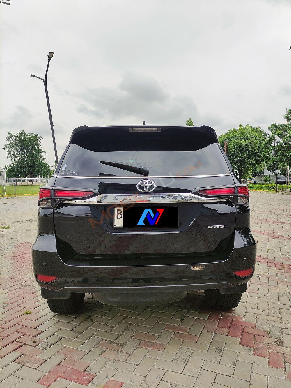 Mobil Toyota Fortuner 2020