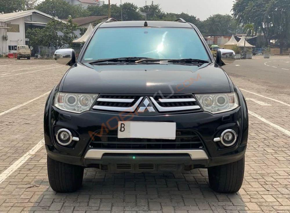 Mobil Mitsubishi Pajero Sport 2013