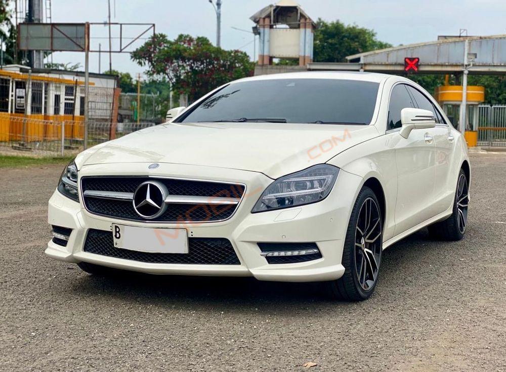 Mobil Mercedes-Benz CLS 2013