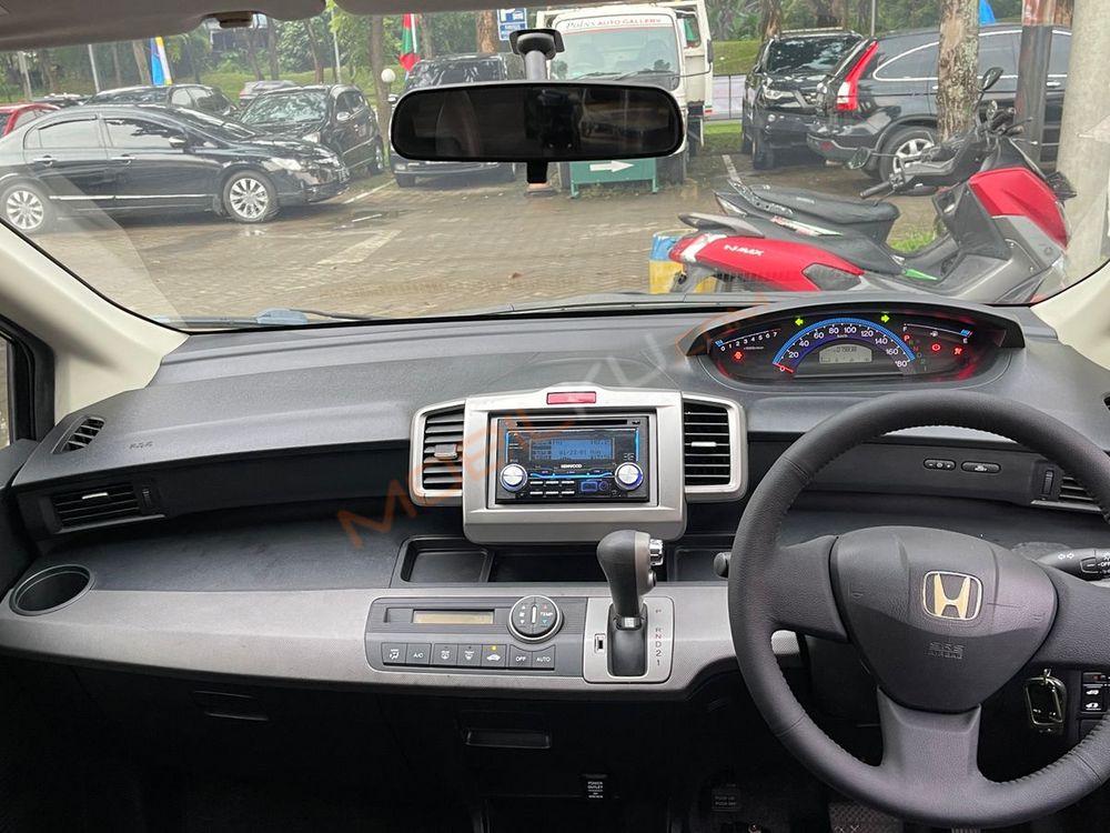 https://mobilku.s3.ap-southeast-3.amazonaws.com/ads/1000/2b212b32-6132-4dd4-b9d2-ce814af4f4c3.jpeg