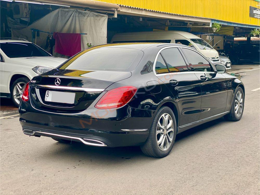 Mobil Mercedes-Benz C-Class 2014