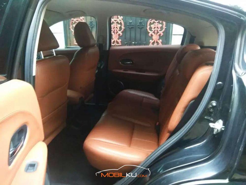 https://mobilku.s3.ap-southeast-3.amazonaws.com/ads/1000/2c7ad41d-d970-4846-8363-6db655602e1a.jpeg