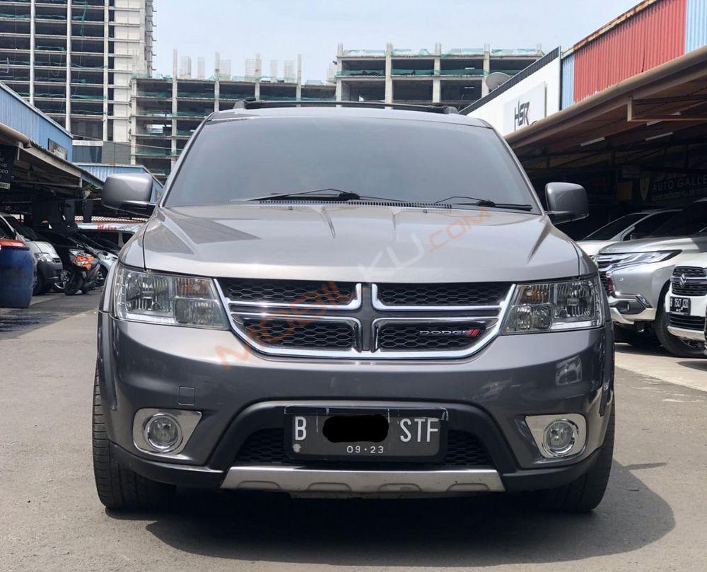 Mobil Dodge Journey 2013