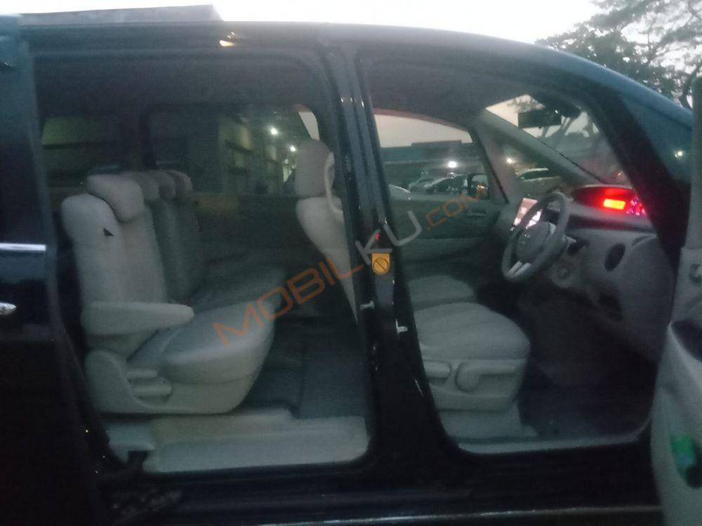 Mobil Mazda Biante 2012