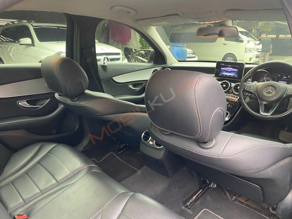 Mobil Mercedes-Benz C-Class 2014