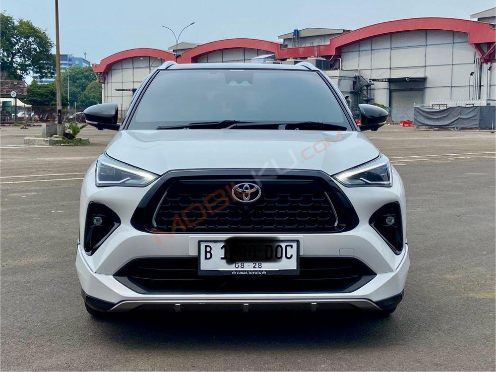 Mobil Toyota Yaris Cross 2013