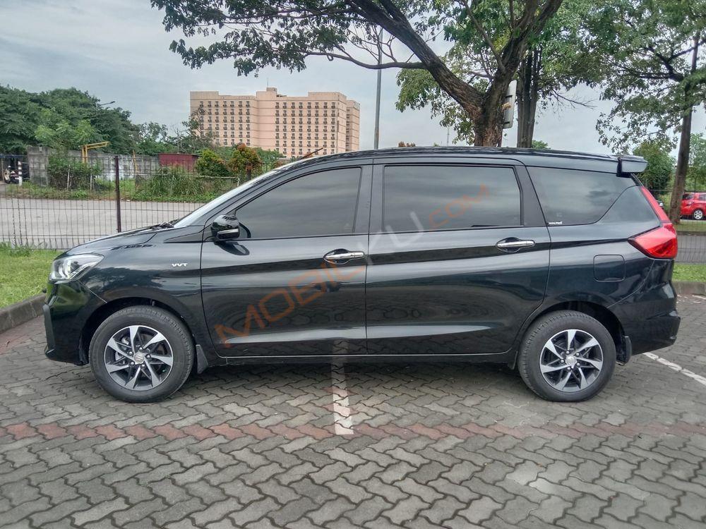https://mobilku.s3.ap-southeast-3.amazonaws.com/ads/1000/318ee5ab-f3f0-4eb6-b19f-0dbf11751f08.jpeg