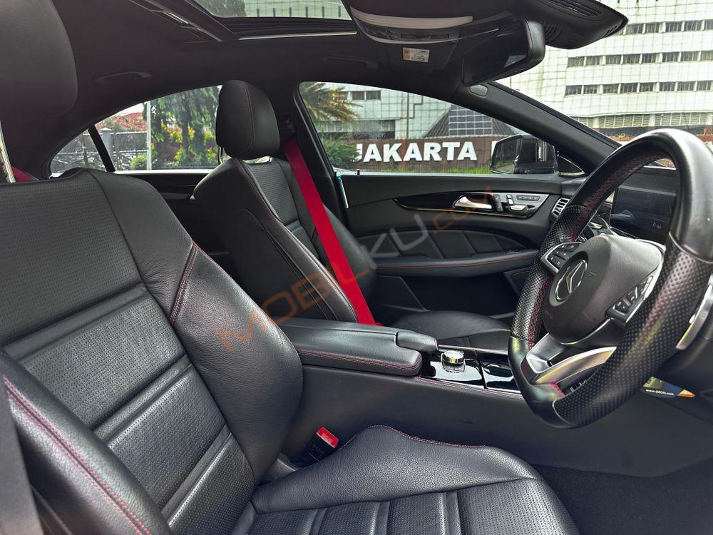 Mobil Mercedes-Benz CLS 2015