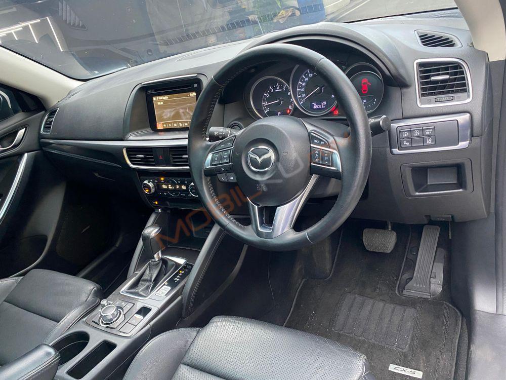 Mobil Mazda CX-5 2016