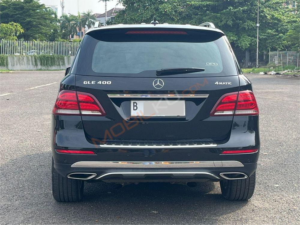 Mobil Mercedes-Benz GLE 2016