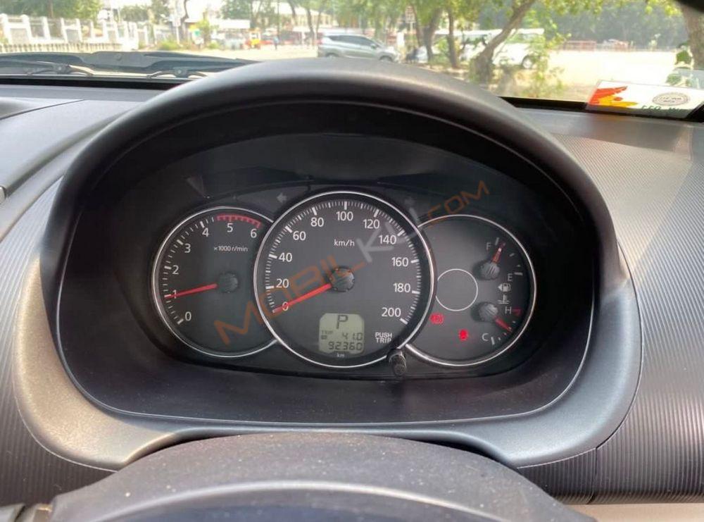 Mobil Mitsubishi Pajero Sport 2013