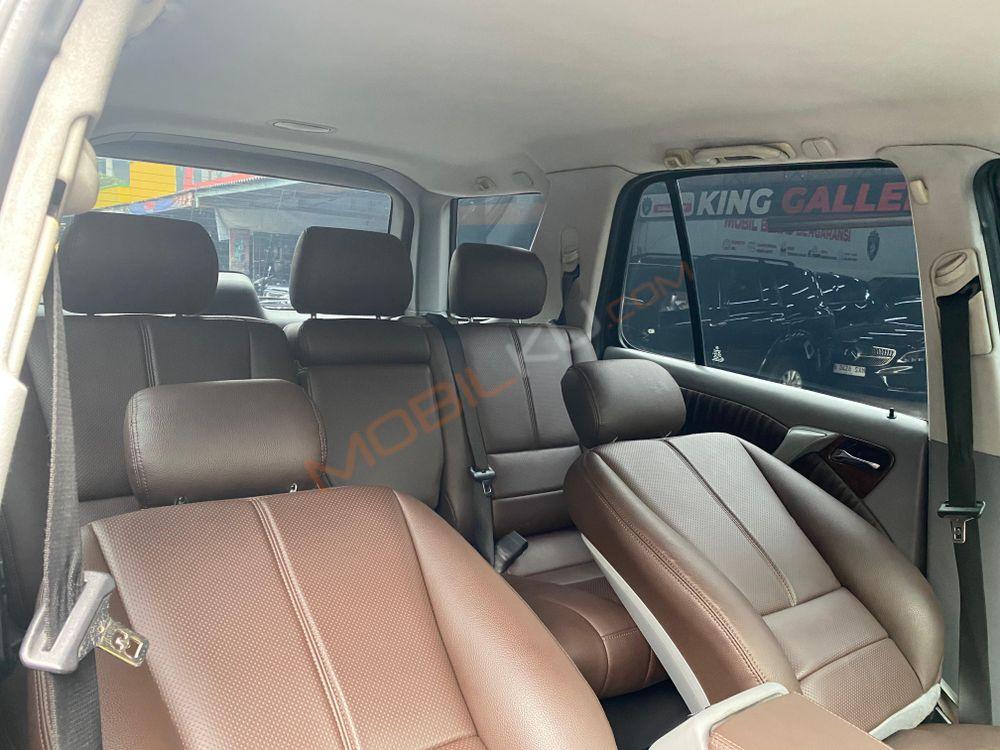 Mobil Mercedes-Benz ML 2002