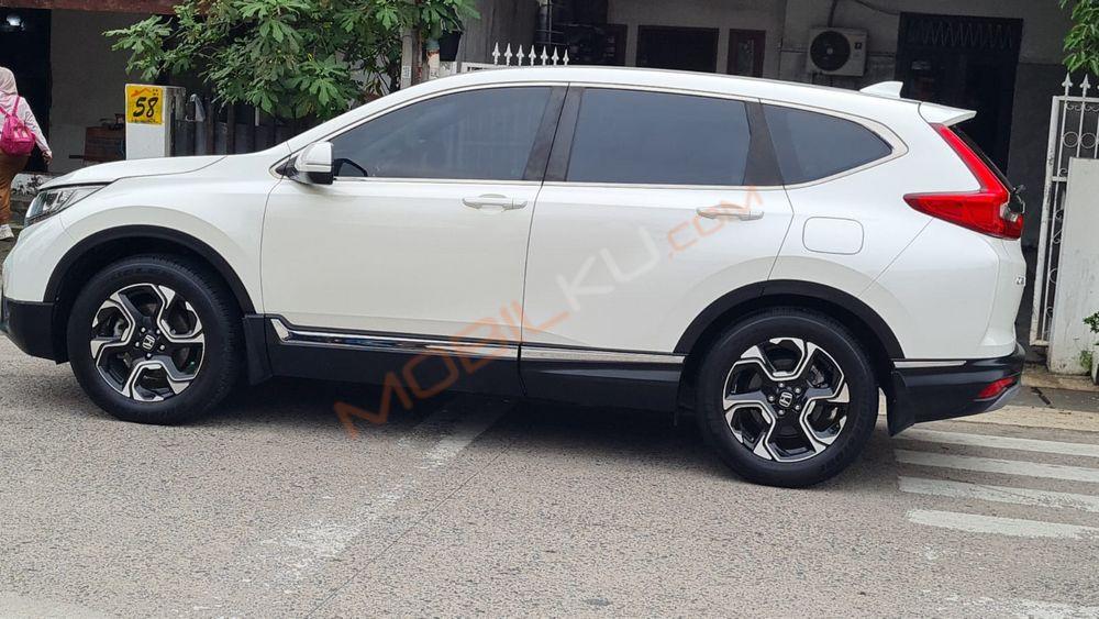 Mobil Honda CR-V 2018