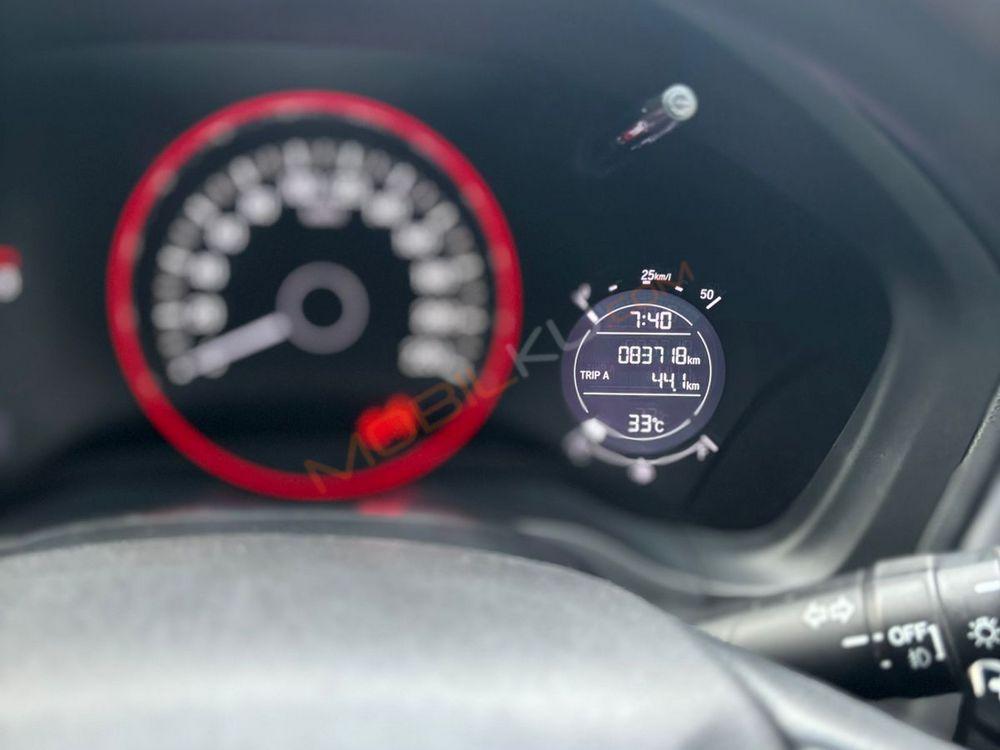 Mobil Honda HR-V 2016