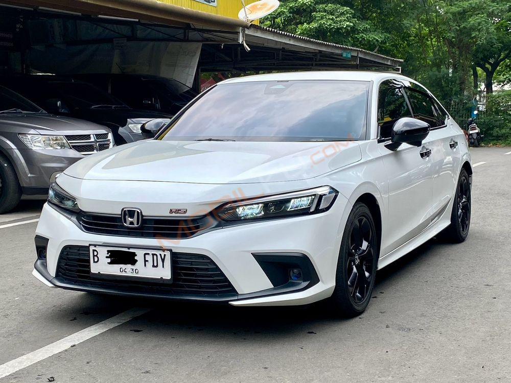 Mobil Honda Civic Sedan 2023