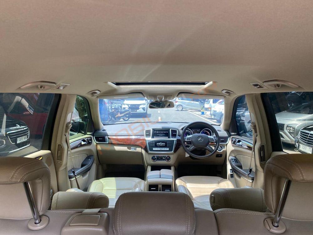 Mobil Mercedes-Benz GL 2013
