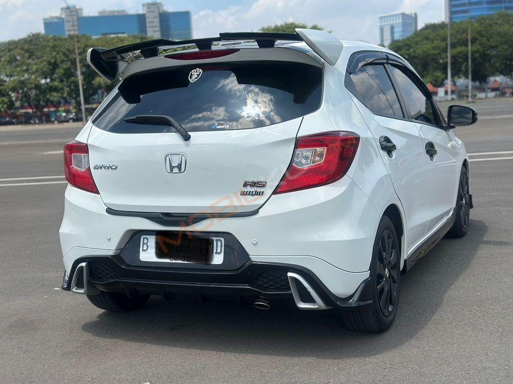 Mobil Honda Brio 2023