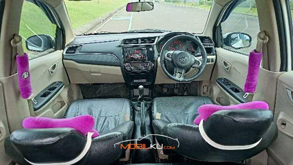 https://mobilku.s3.ap-southeast-3.amazonaws.com/ads/1000/3d25db00-df10-40a7-af4c-3aca74ec5e44.jpg