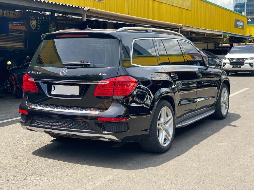 Mobil Mercedes-Benz GL 2013