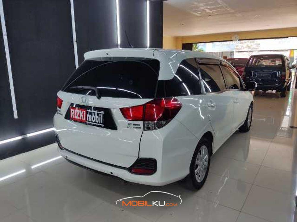 https://mobilku.s3.ap-southeast-3.amazonaws.com/ads/1000/3e53cd0a-8218-404c-8b8f-d88533044a90.jpg