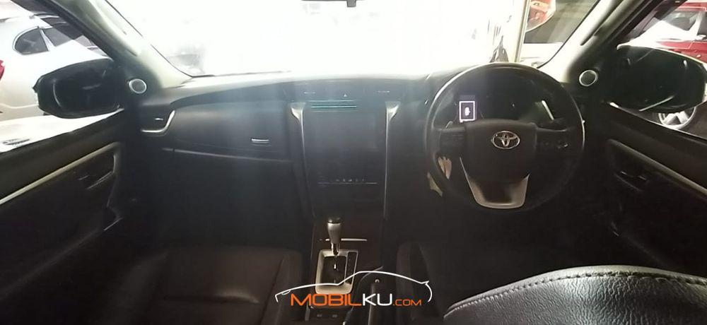 https://mobilku.s3.ap-southeast-3.amazonaws.com/ads/1000/3f8c32a1-beaf-4a6c-9cbb-193aaf136a87.jpeg