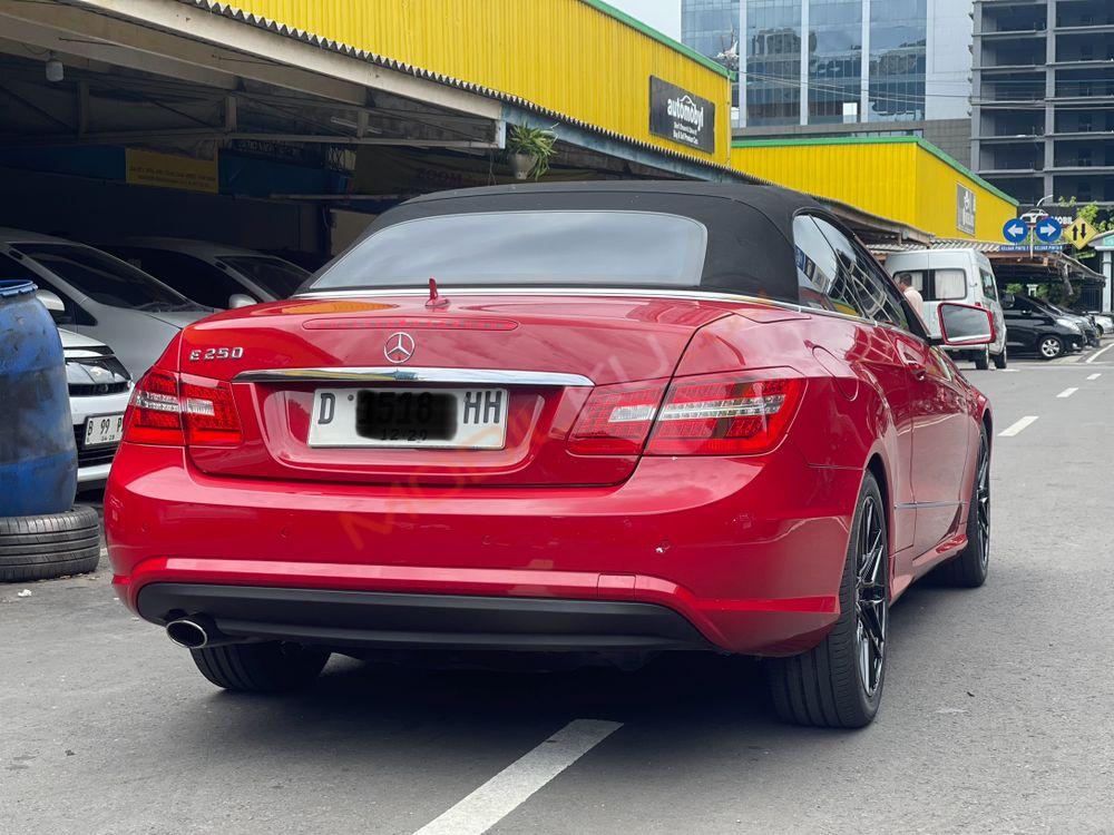 Mobil Mercedes-Benz E-Class 2013