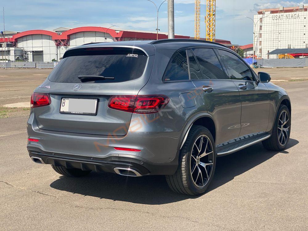 Mobil Mercedes-Benz GLC 2022