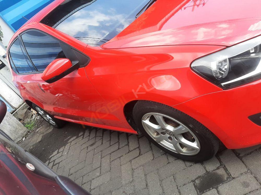 Mobil Volkswagen Polo 2013