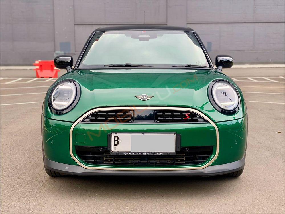 Mobil MINI 5-Door 2024