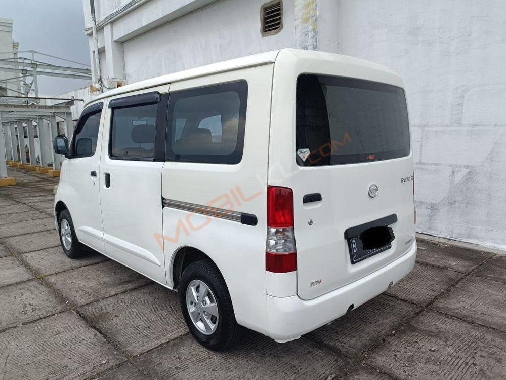 https://mobilku.s3.ap-southeast-3.amazonaws.com/ads/1000/435cb36a-1358-48c6-96c1-6f7b3575dc82.jpeg