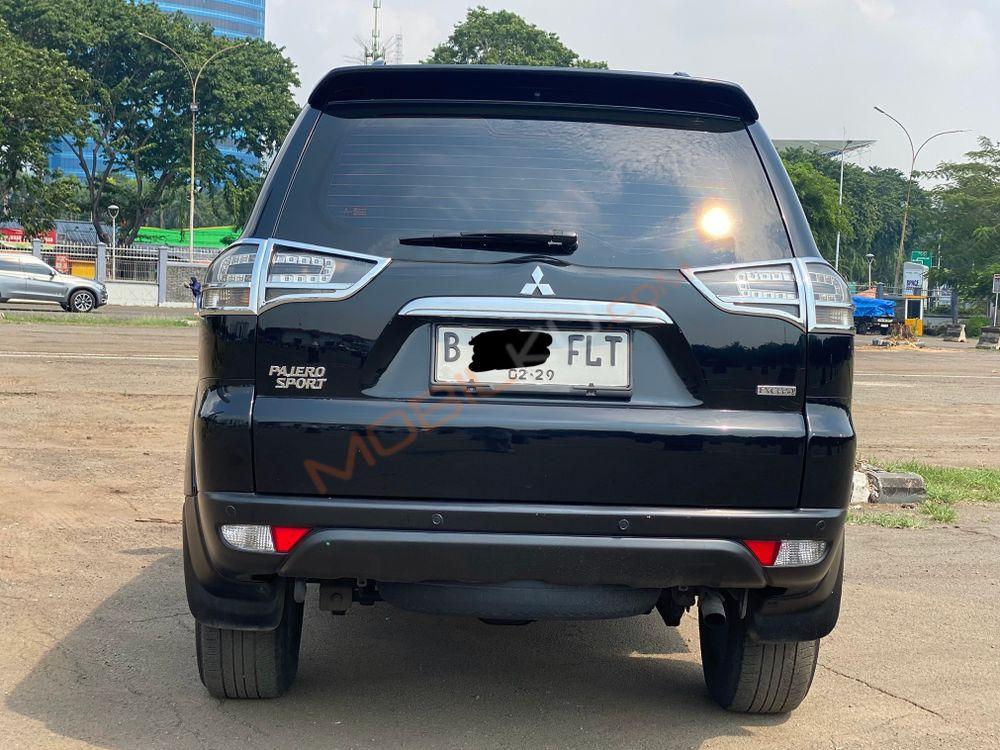 Mobil Mitsubishi Pajero Sport 2010