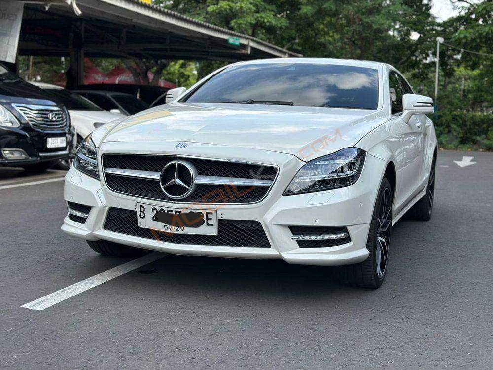 Mobil Mercedes-Benz CLS 2013