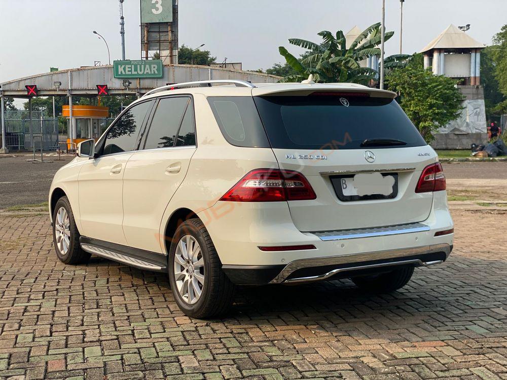 Mobil Mercedes-Benz ML 2013