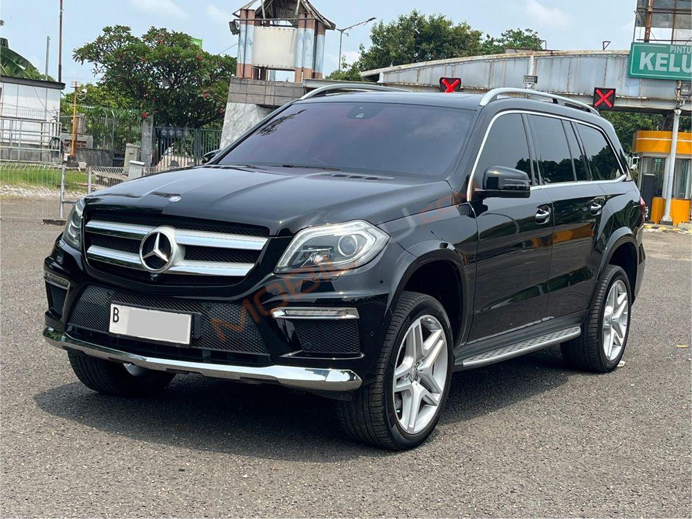 Mobil Mercedes-Benz GL 2014