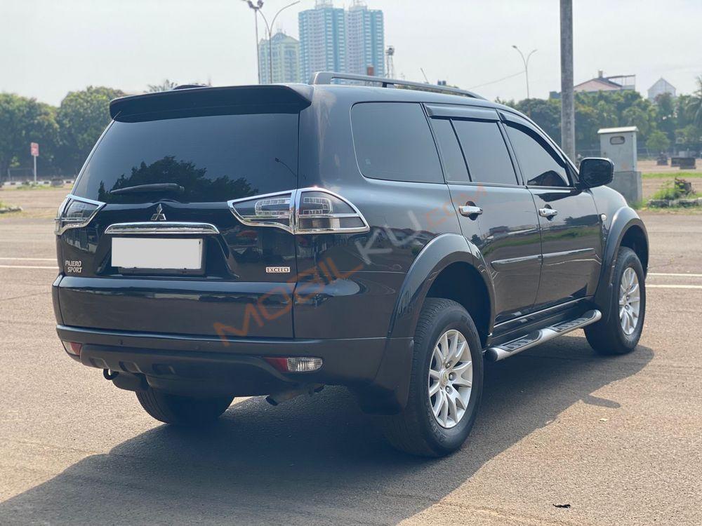 Mobil Mitsubishi Pajero Sport 2010