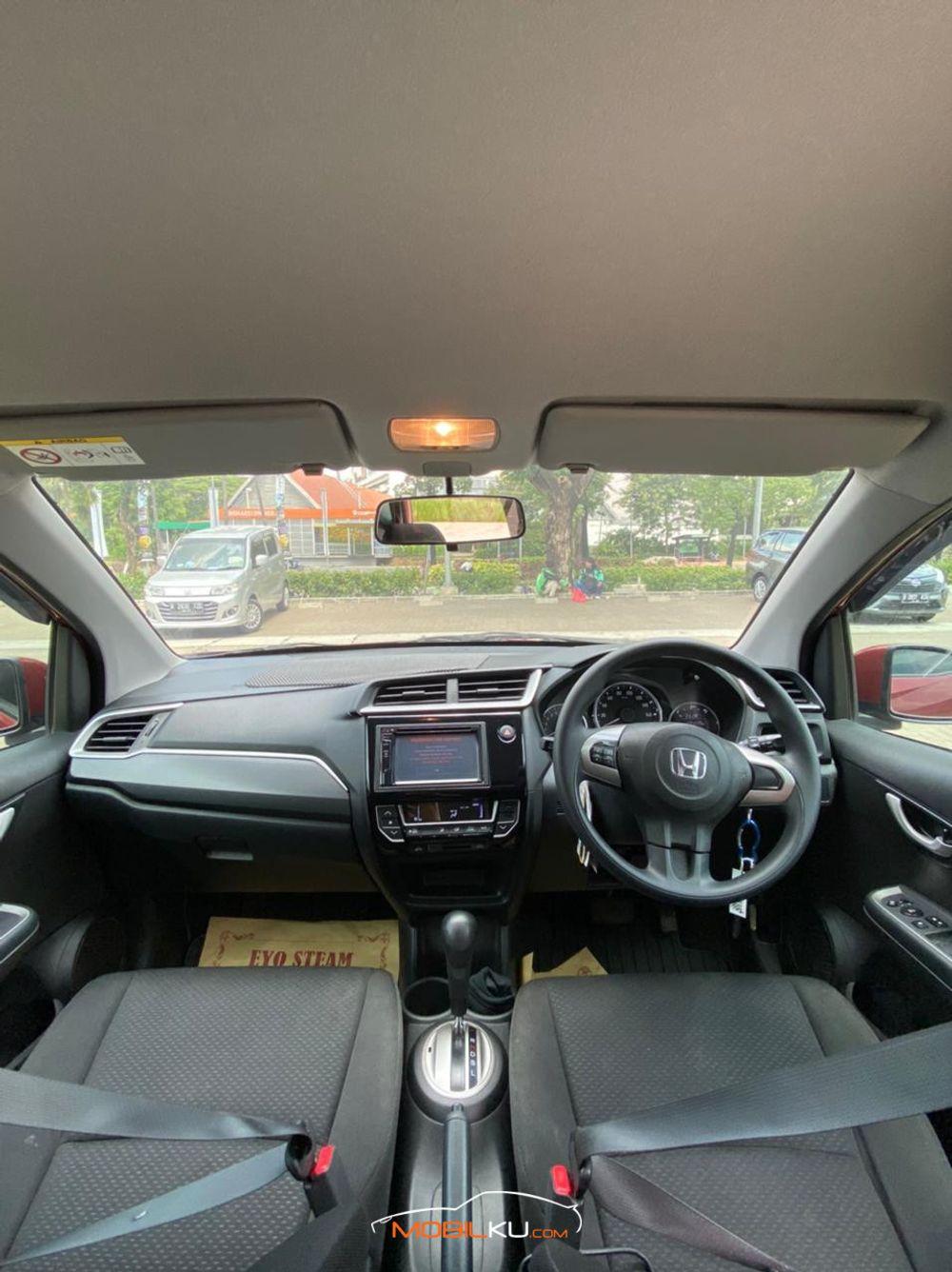 https://mobilku.s3.ap-southeast-3.amazonaws.com/ads/1000/4e563594-5de0-418b-b0a0-b70aefdbc169.jpeg
