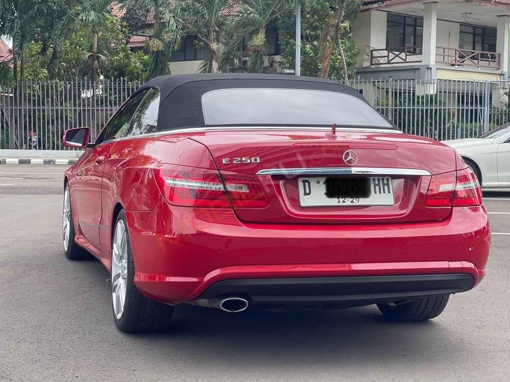 Mobil Mercedes-Benz E-Class 2013