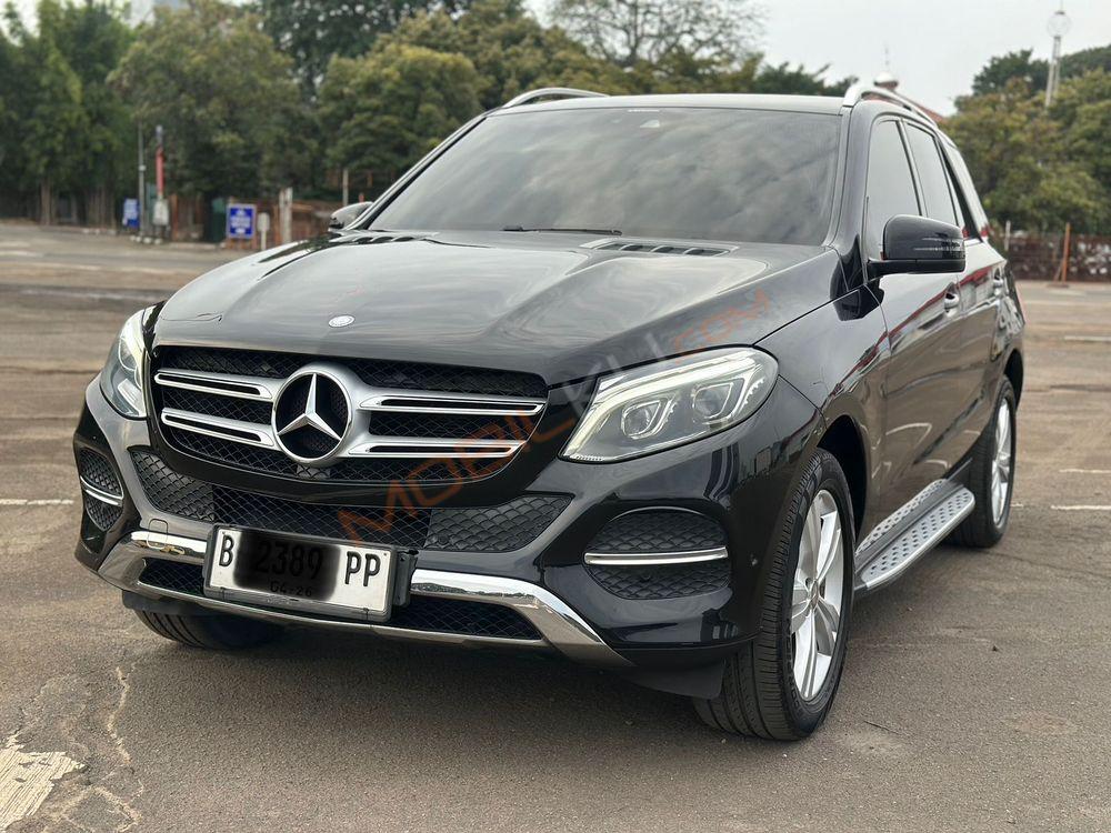Mobil Mercedes-Benz GLE 2016