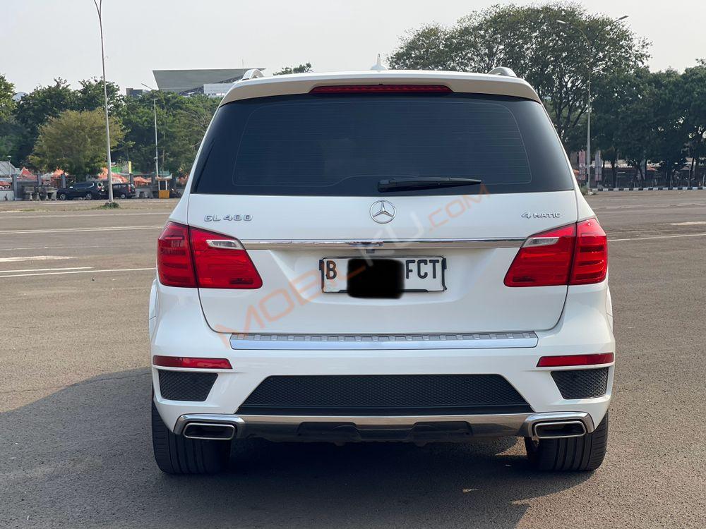 Mobil Mercedes-Benz GL 2014