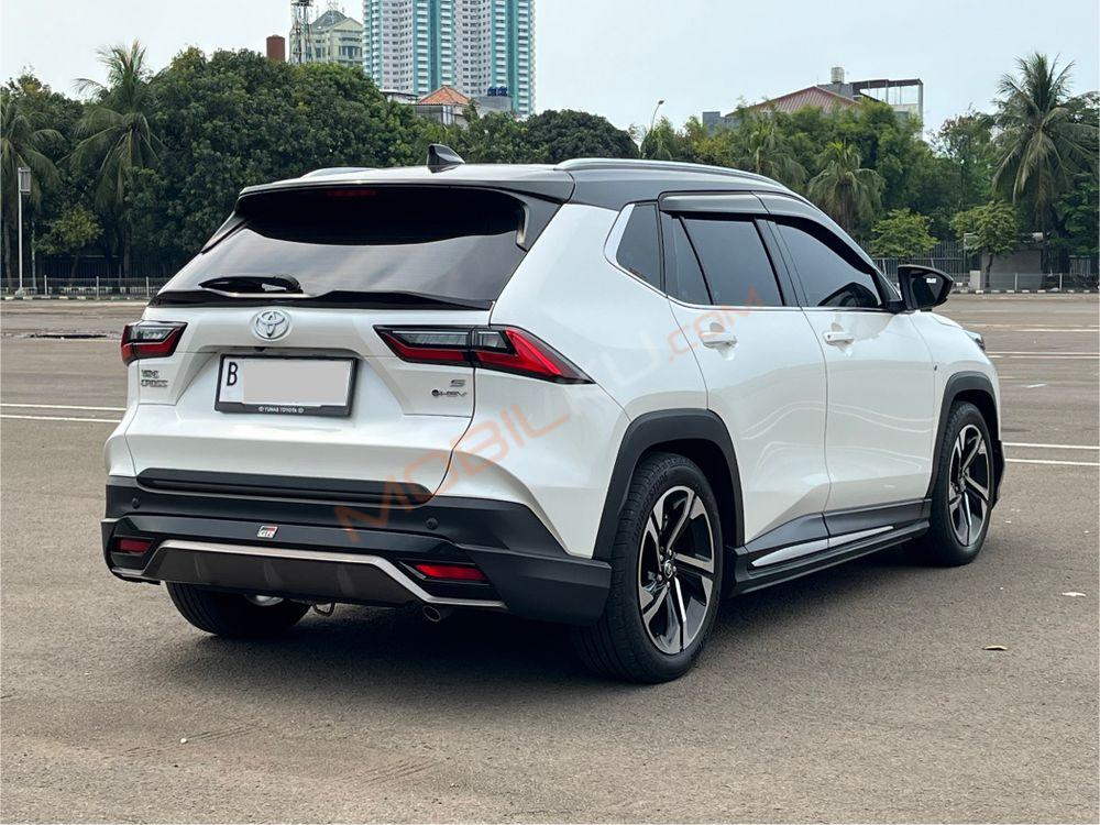 Mobil Toyota Yaris Cross 2023