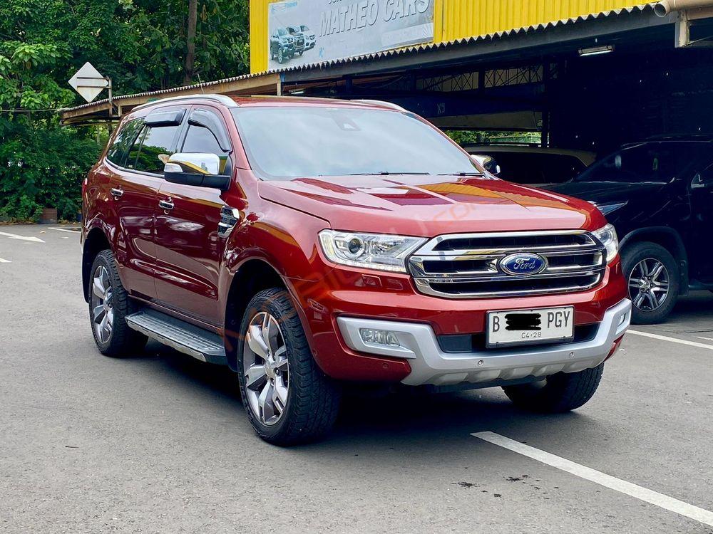 Mobil Ford Everest 2016
