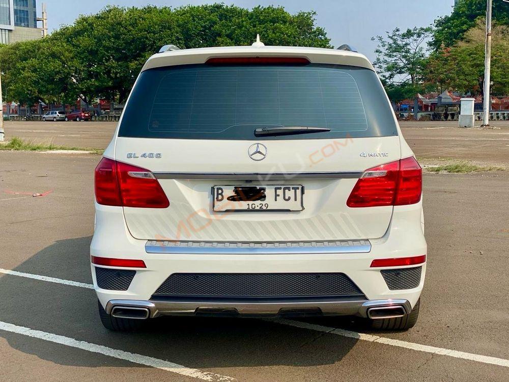 Mobil Mercedes-Benz GL 2014