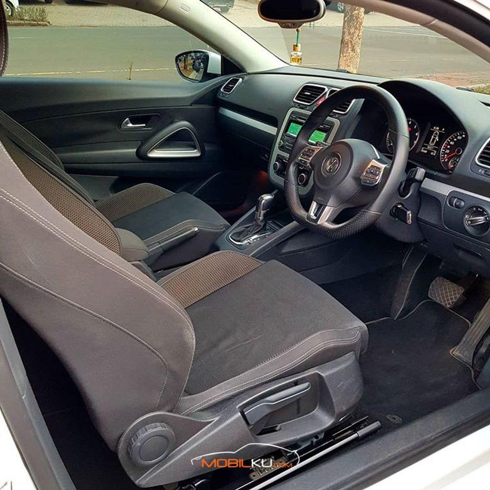 Mobil Volkswagen Scirocco 2013