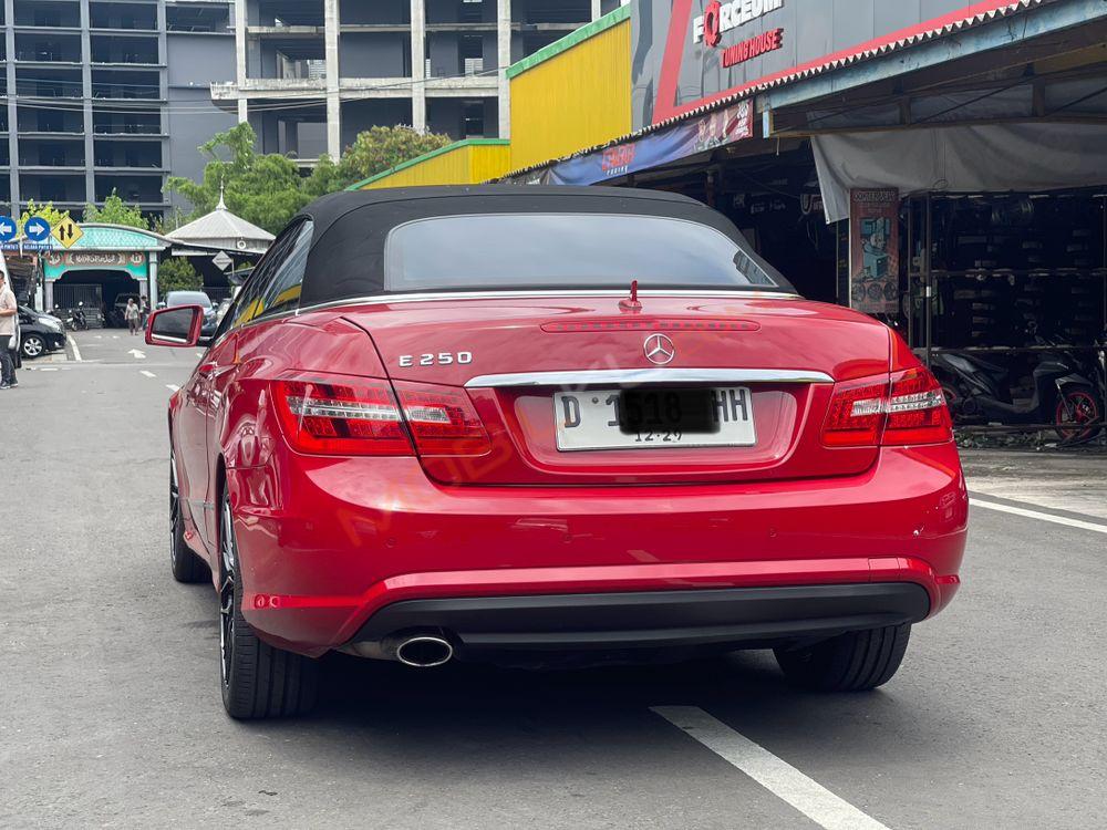 Mobil Mercedes-Benz E-Class 2013