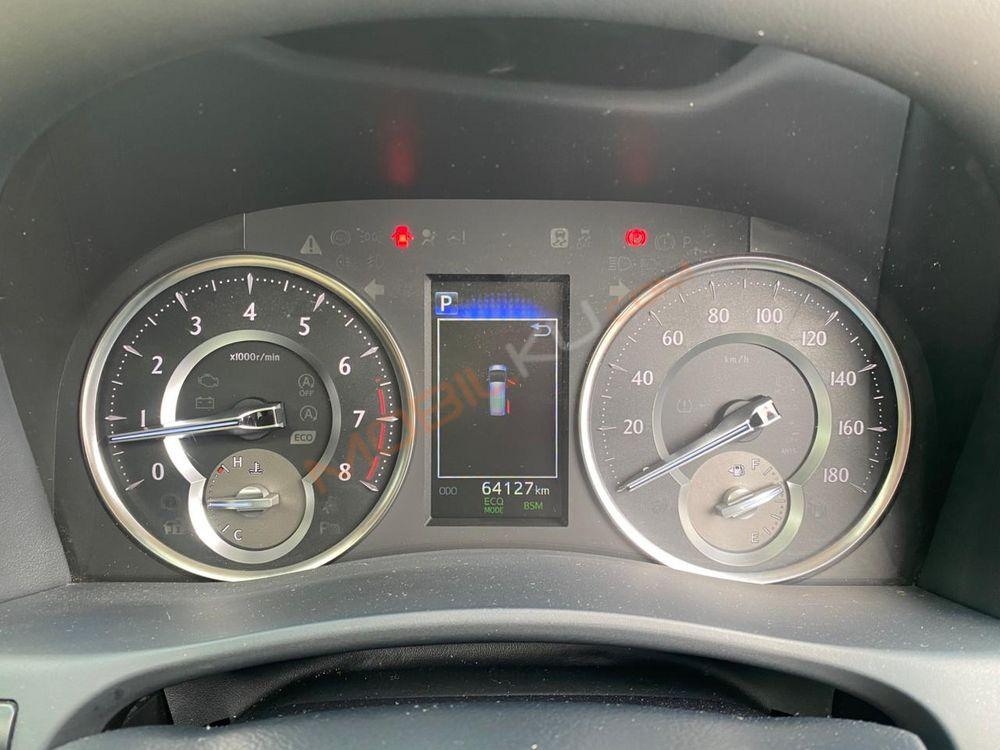 Mobil Toyota Alphard 2019