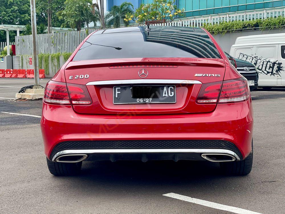 Mobil Mercedes-Benz E-Class 2014