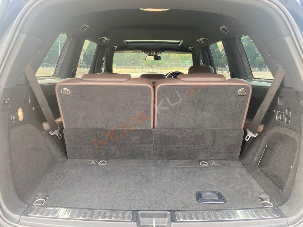 Mobil Mercedes-Benz GL 2014