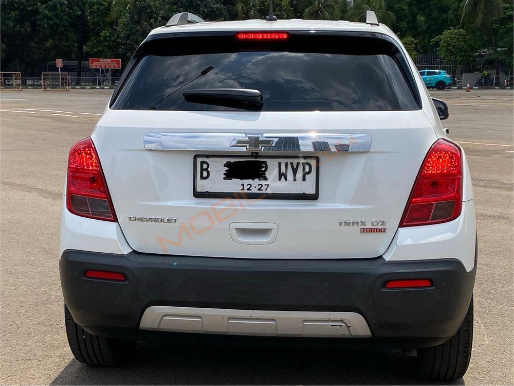 Mobil Chevrolet Trax 2016