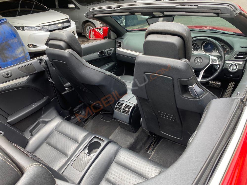 Mobil Mercedes-Benz E-Class 2013