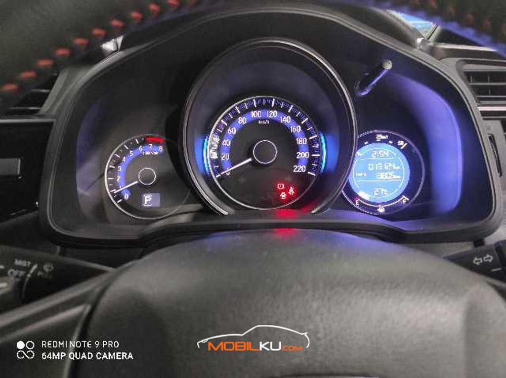 https://mobilku.s3.ap-southeast-3.amazonaws.com/ads/1000/57685f75-3909-4c11-8bcf-167f46d787e4.jpg